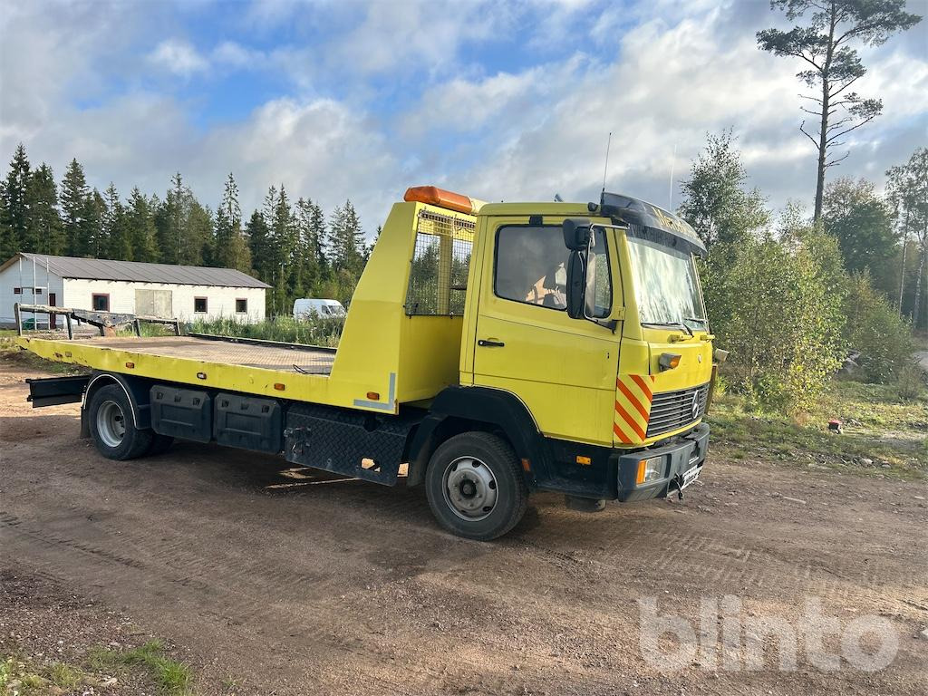 MERCEDES BENZ 817 - Grua de remolque autos: foto 2 MERCEDES BENZ 817 - Grua de remolque autos: foto 2