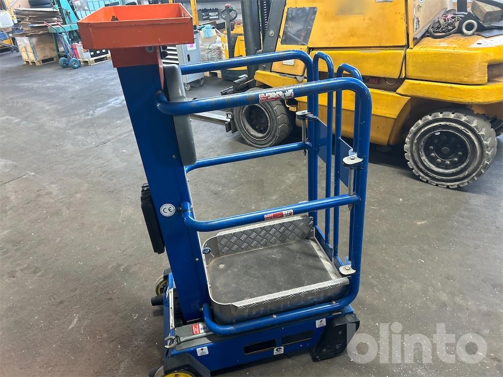 Power Tower Peco-Lift (2013) - Plataforma de mástil vertical: foto 3 Power Tower Peco-Lift (2013) - Plataforma de mástil vertical: foto 3