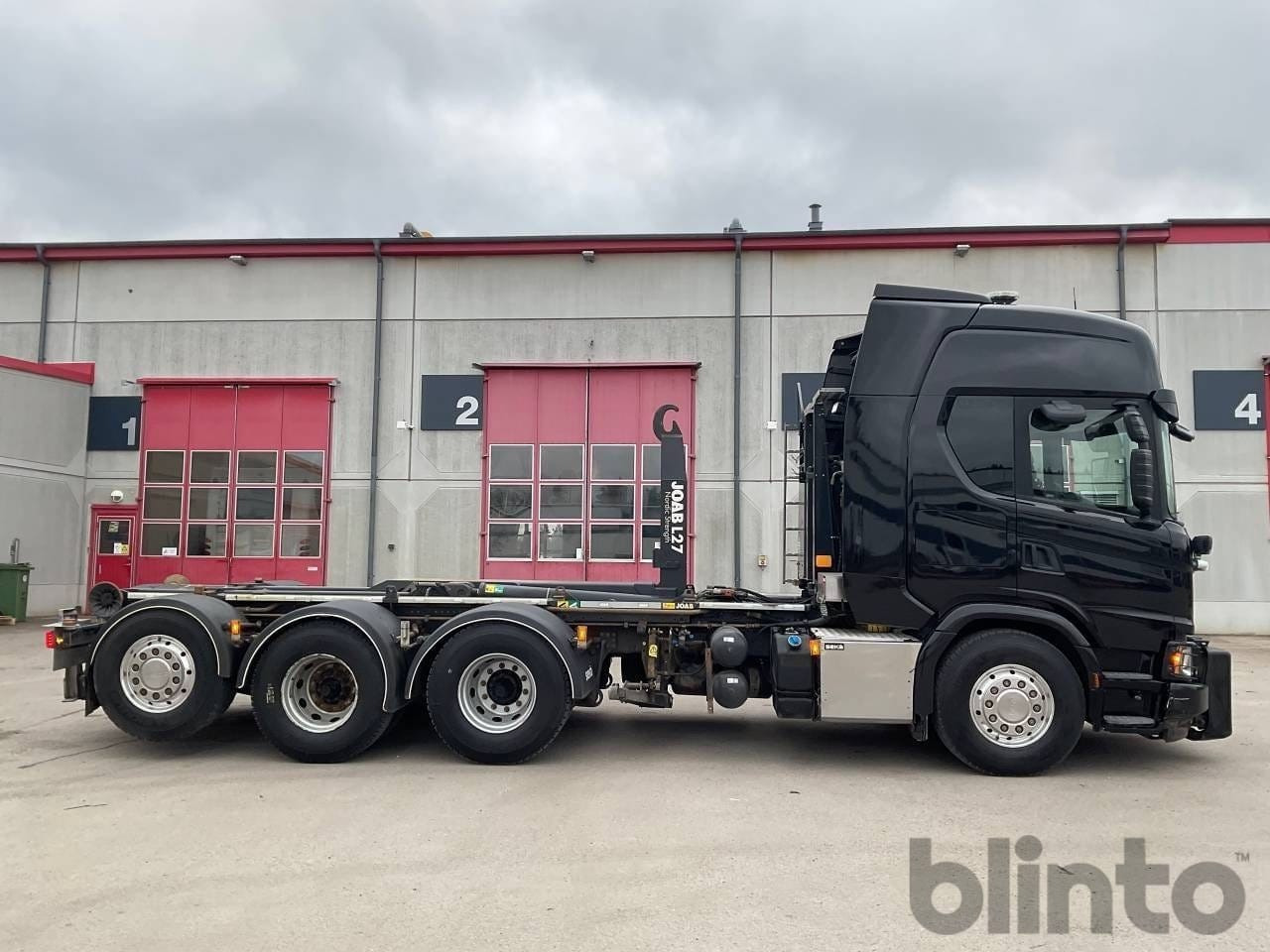 SCANIA Nextgen XT 540 plogbil 8x4 - Multibasculante camión: foto 2 SCANIA Nextgen XT 540 plogbil 8x4 - Multibasculante camión: foto 2