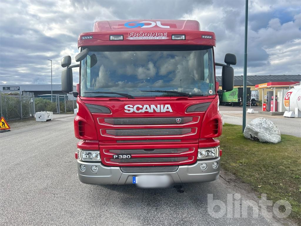 SCANIA P320LB6X2*4HNB - Camión de basura: foto 3 SCANIA P320LB6X2*4HNB - Camión de basura: foto 3