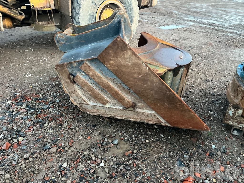 TIK 1700mm S70 - Cazo para excavadora: foto 4 TIK 1700mm S70 - Cazo para excavadora: foto 4