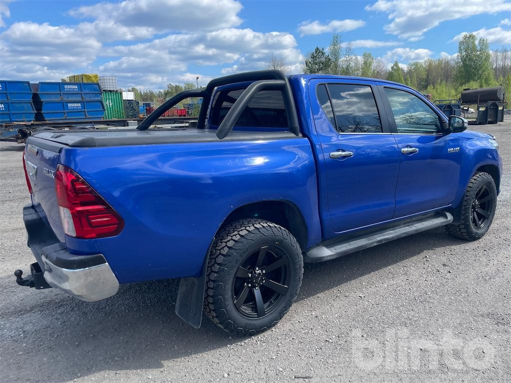Toyota Hilux 2.4 Awd dubbelhytt - Pick-up: foto 4 Toyota Hilux 2.4 Awd dubbelhytt - Pick-up: foto 4