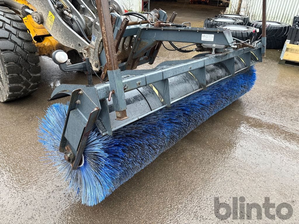 UFO 3,5 Meter - Barredora cucharón: foto 3 UFO 3,5 Meter - Barredora cucharón: foto 3