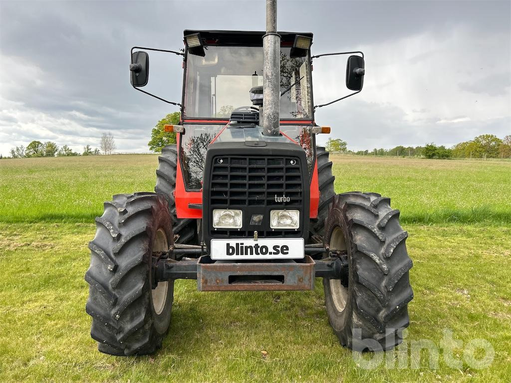 VALMET 805-4 - Tractor: foto 2 VALMET 805-4 - Tractor: foto 2