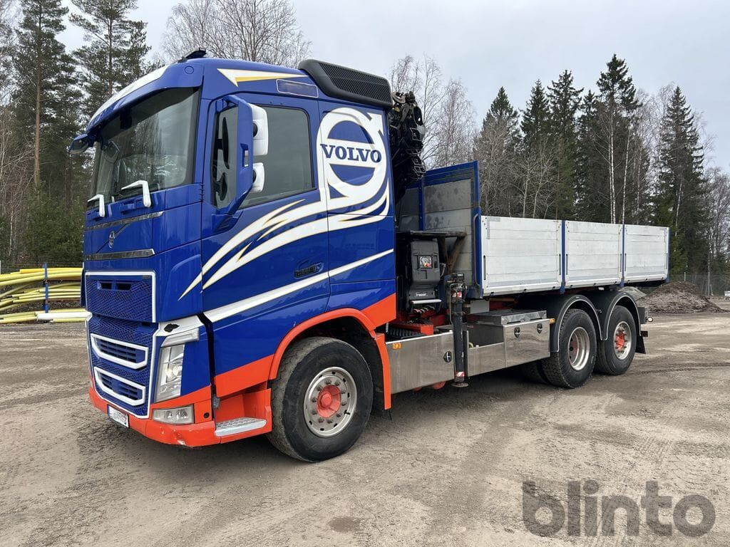 VOLVO FH 6*2 - Camión caja abierta, Camión grúa: foto 1 VOLVO FH 6*2 - Camión caja abierta, Camión grúa: foto 1