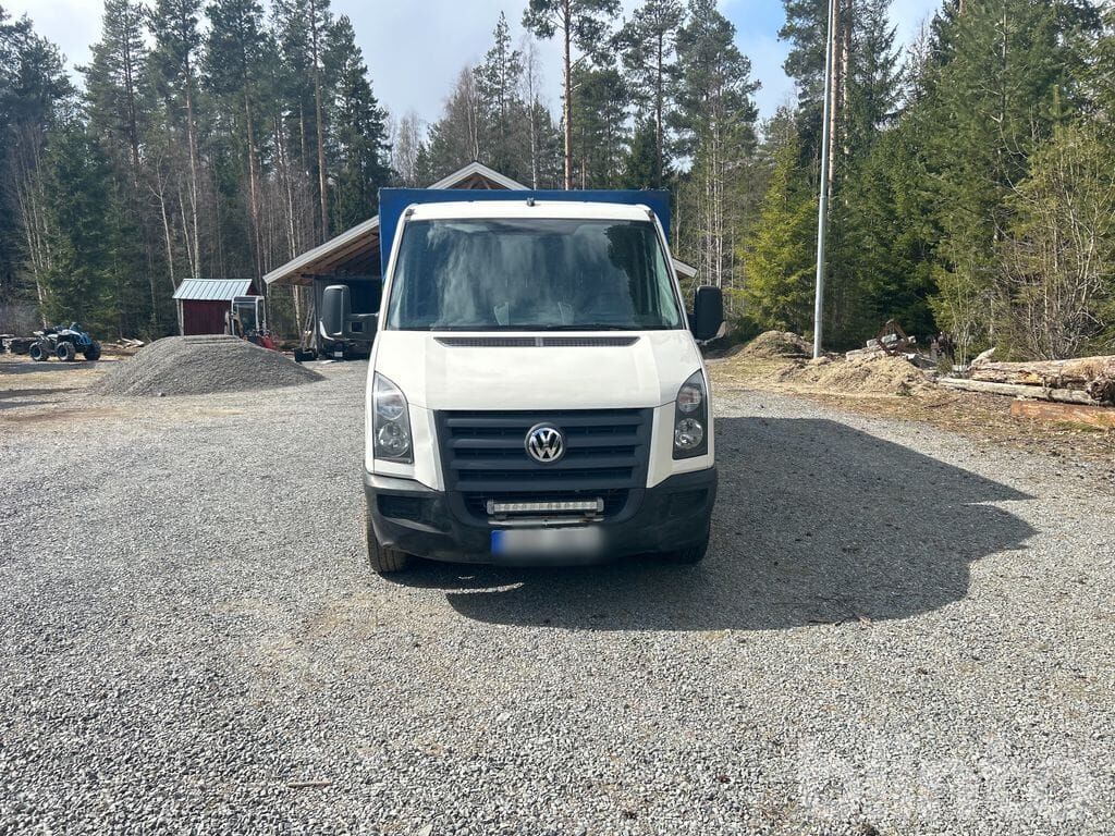 VW CRAFTER 35 CHASSI EH - Caja abierta furgoneta: foto 2 VW CRAFTER 35 CHASSI EH - Caja abierta furgoneta: foto 2
