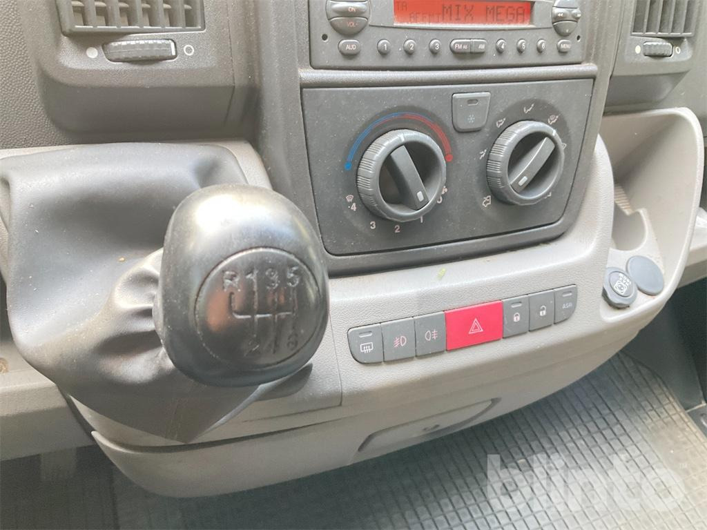 Vehículo comercial ligero CITROEN JUMPER: foto 31
