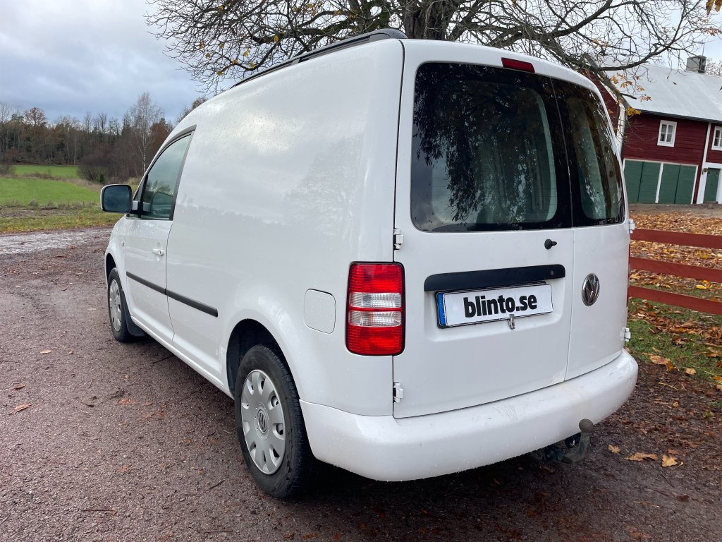 VOLKSWAGEN, VW 2KN - Vehículo comercial ligero: foto 4 VOLKSWAGEN, VW 2KN - Vehículo comercial ligero: foto 4