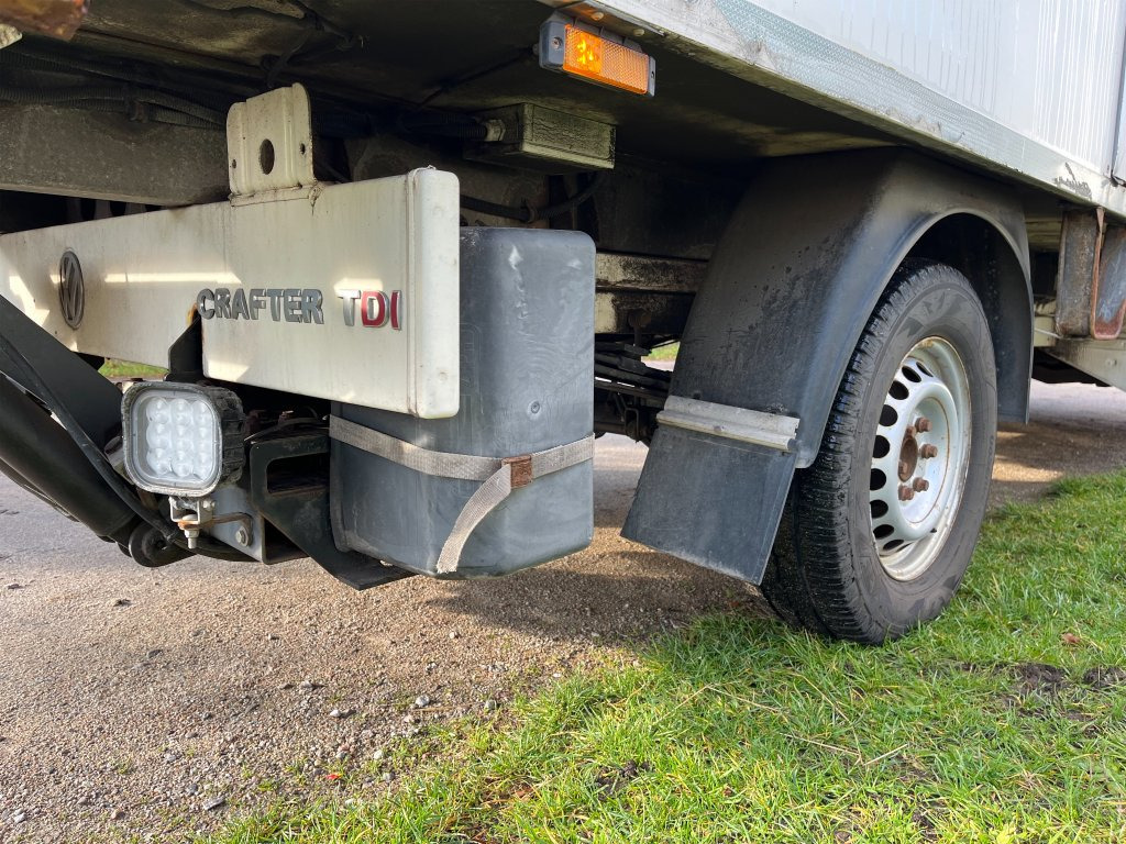 Vehículo comercial ligero VW CRAFTER 35 CHASSI EH Bakgavellyft: foto 38