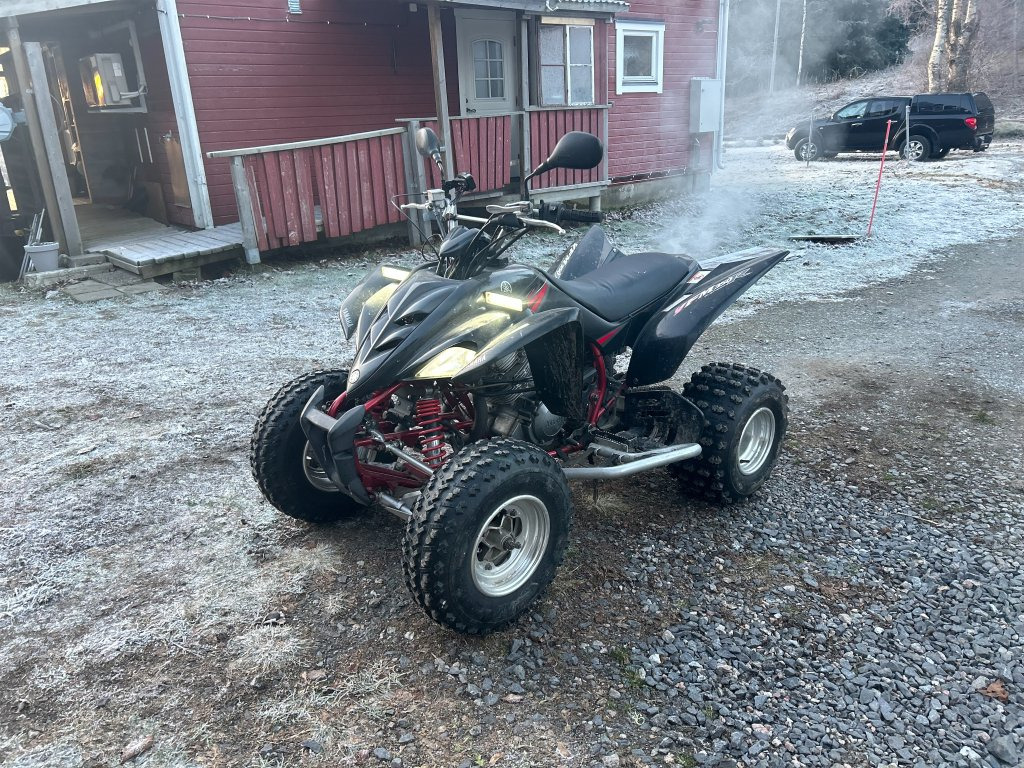 YAMAHA YFM350R - Motocicleta: foto 1 YAMAHA YFM350R - Motocicleta: foto 1