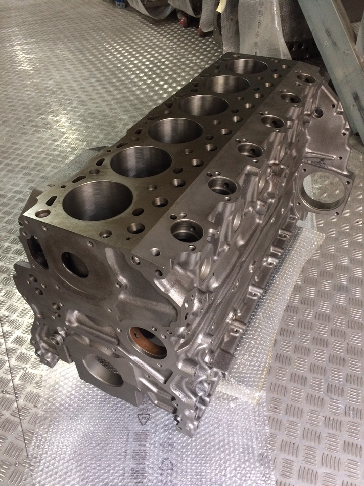 BASAMENTO MERCEDES OM906LA / OM906HLA - Cárter: foto 2 BASAMENTO MERCEDES OM906LA / OM906HLA - Cárter: foto 2