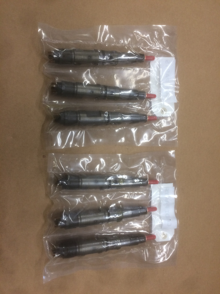 INIETTORE BOSCH - MOTORI MAN D2066 / D2676 - RIF. MAN 51101006126 / 51101006127 - Bomba de inyección: foto 1 INIETTORE BOSCH - MOTORI MAN D2066 / D2676 - RIF. MAN 51101006126 / 51101006127 - Bomba de inyección: foto 1