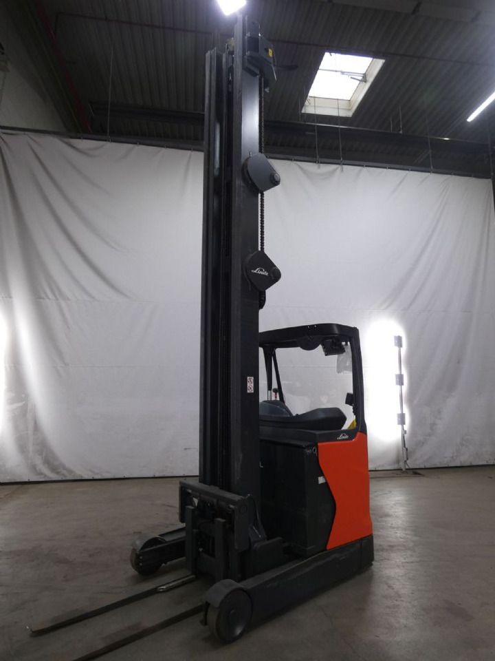 LINDE R16HD - Retráctil: foto 1 LINDE R16HD - Retráctil: foto 1