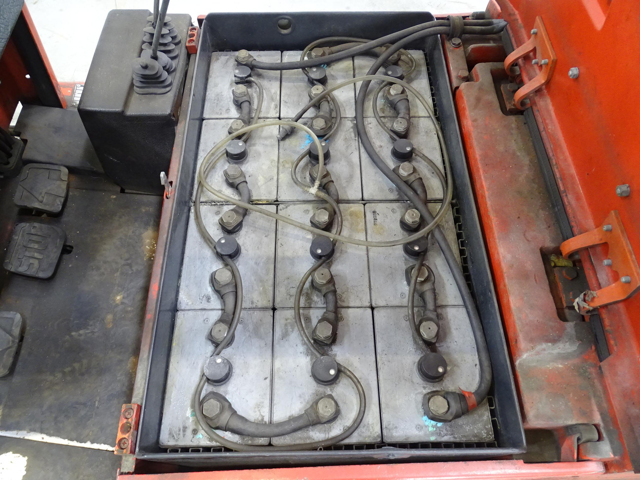 Linde E15 - Carretilla elevadora eléctrica: foto 4 Linde E15 - Carretilla elevadora eléctrica: foto 4