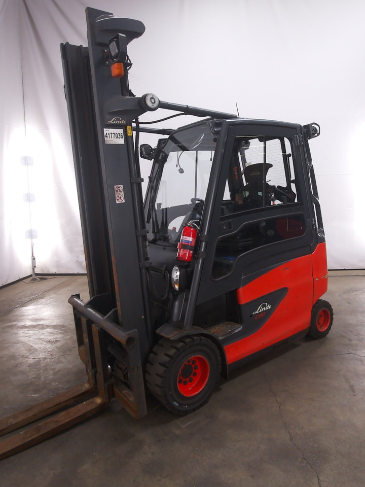Linde E30HL-01/600 - Carretilla elevadora eléctrica: foto 1 Linde E30HL-01/600 - Carretilla elevadora eléctrica: foto 1