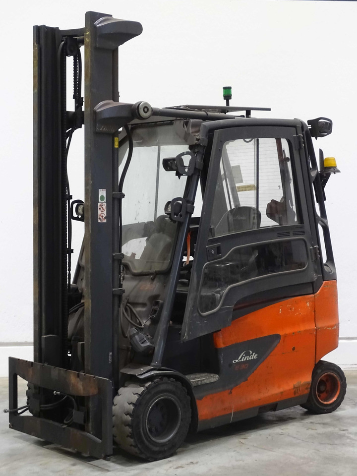 Linde E30HL-01/600 - Carretilla elevadora eléctrica: foto 1 Linde E30HL-01/600 - Carretilla elevadora eléctrica: foto 1