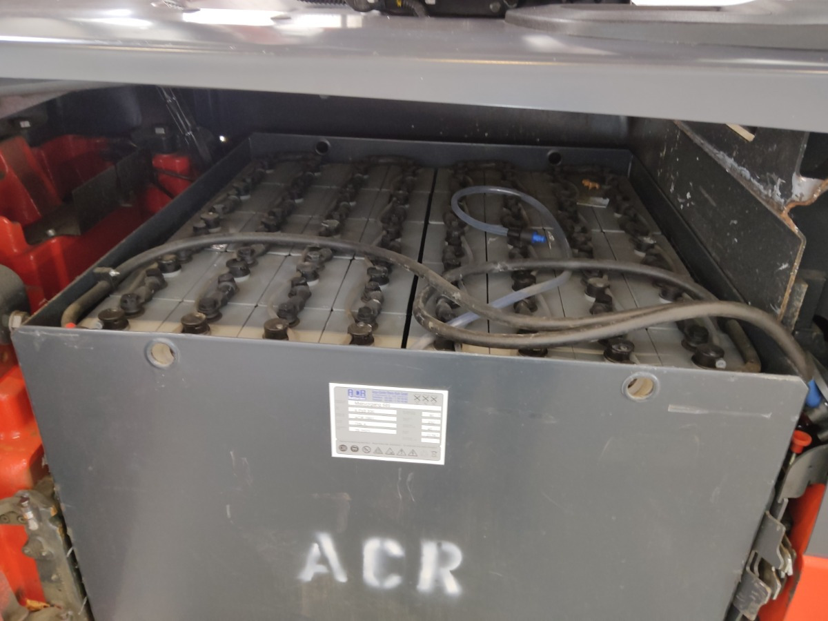 Linde E45HL-01/600 - Carretilla elevadora eléctrica: foto 4 Linde E45HL-01/600 - Carretilla elevadora eléctrica: foto 4