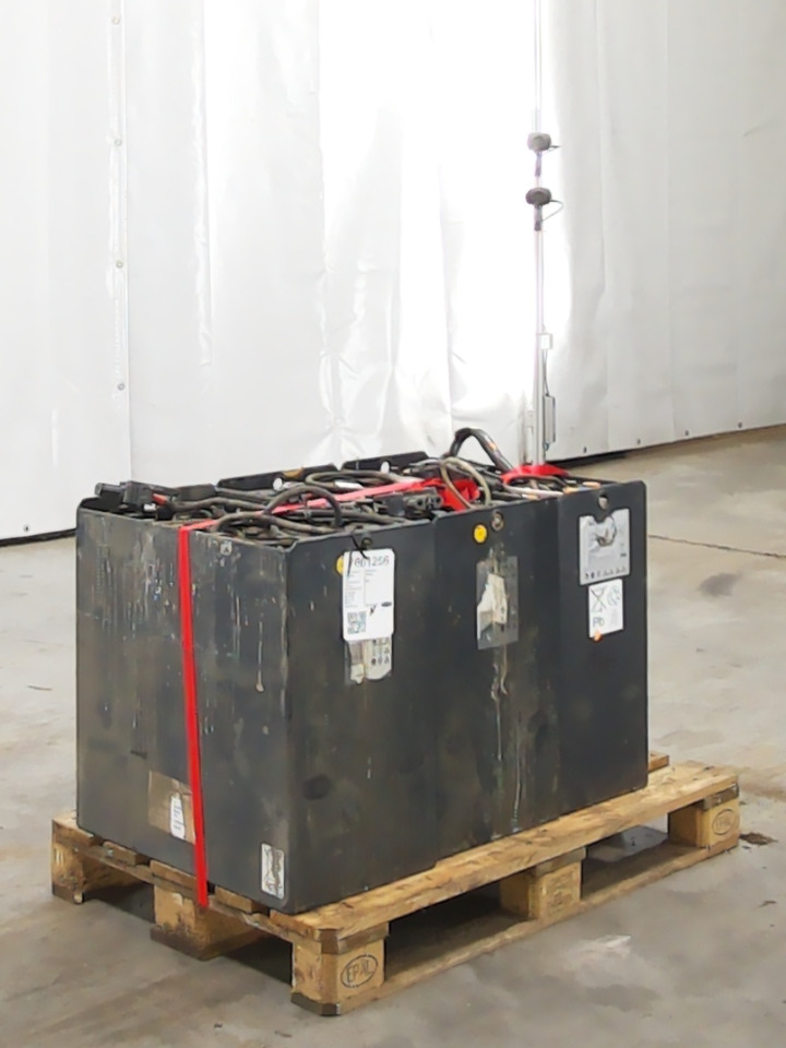 Weitere 3XBATTERIEN - Maquinaria de construcción: foto 1 Weitere 3XBATTERIEN - Maquinaria de construcción: foto 1