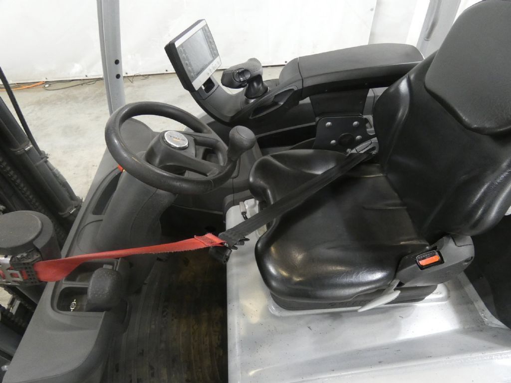 STILL RX20-20L - Carretilla elevadora eléctrica: foto 3 STILL RX20-20L - Carretilla elevadora eléctrica: foto 3