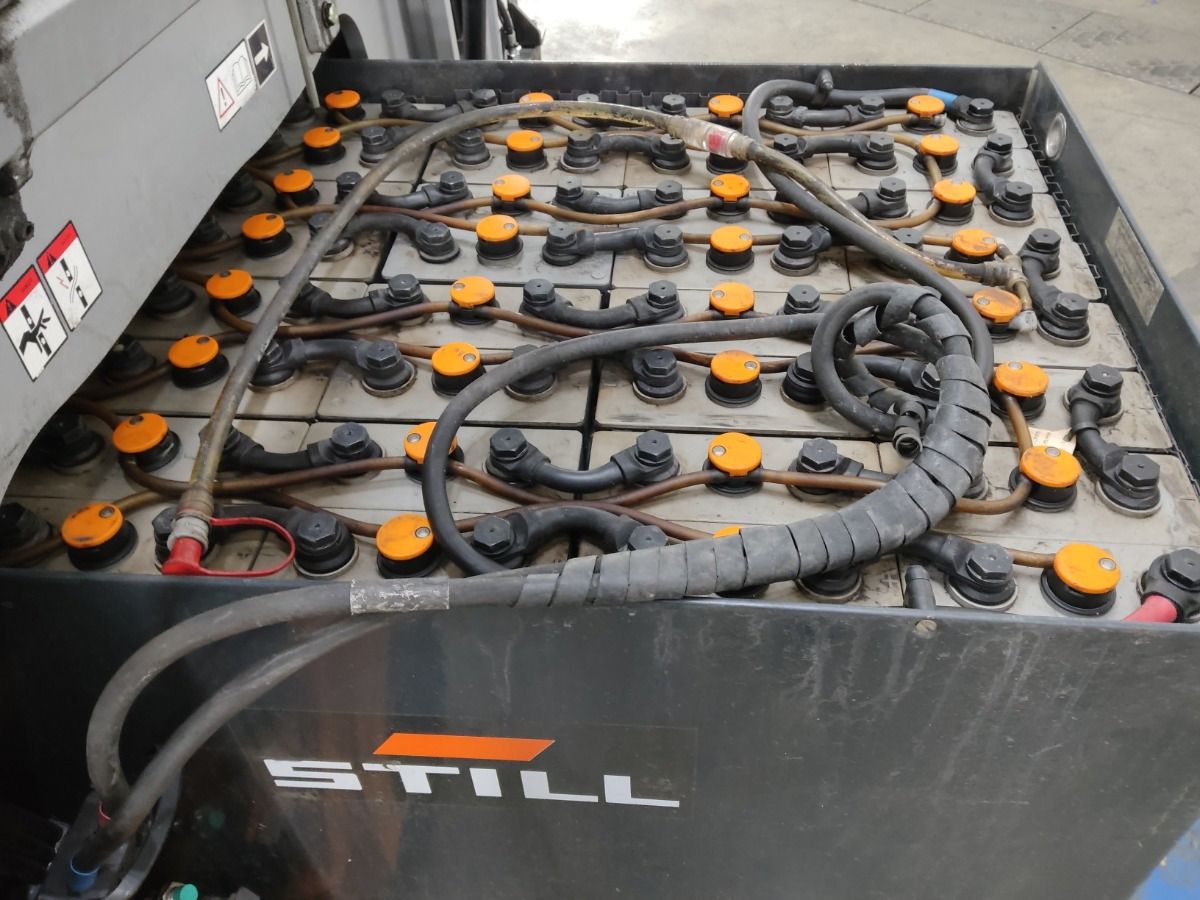 STILL RX60-25 - Carretilla elevadora eléctrica: foto 4 STILL RX60-25 - Carretilla elevadora eléctrica: foto 4