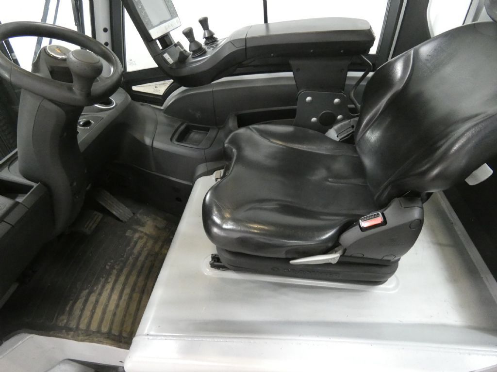 STILL RX60-25 - Carretilla elevadora eléctrica: foto 3 STILL RX60-25 - Carretilla elevadora eléctrica: foto 3