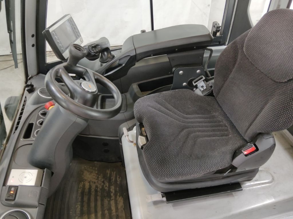 STILL RX60-30 - Carretilla elevadora eléctrica: foto 3 STILL RX60-30 - Carretilla elevadora eléctrica: foto 3