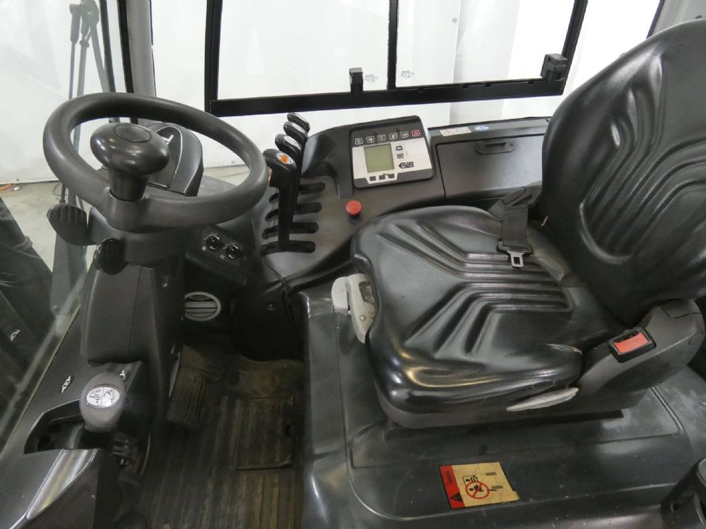 STILL RX60-40 - Carretilla elevadora: foto 3 STILL RX60-40 - Carretilla elevadora: foto 3