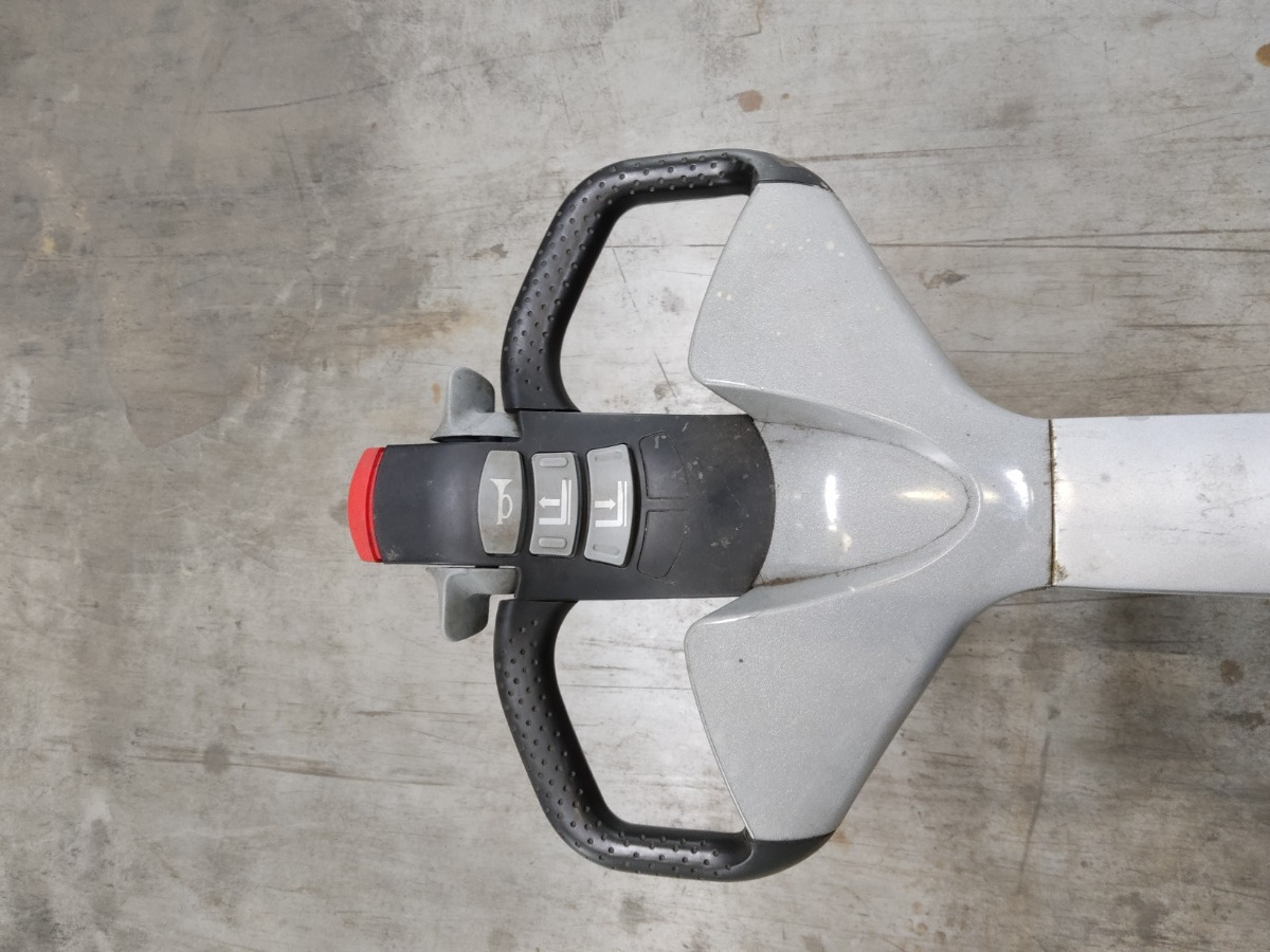 Still EXU16 - Transpaleta: foto 3 Still EXU16 - Transpaleta: foto 3