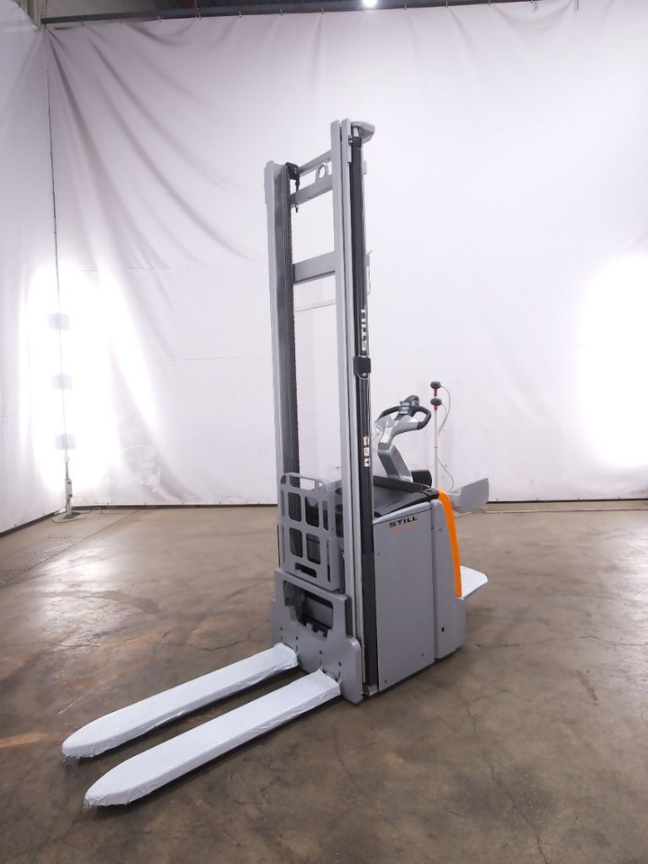 Still EXV-SF14/BATT.NEU - Apilador: foto 1 Still EXV-SF14/BATT.NEU - Apilador: foto 1