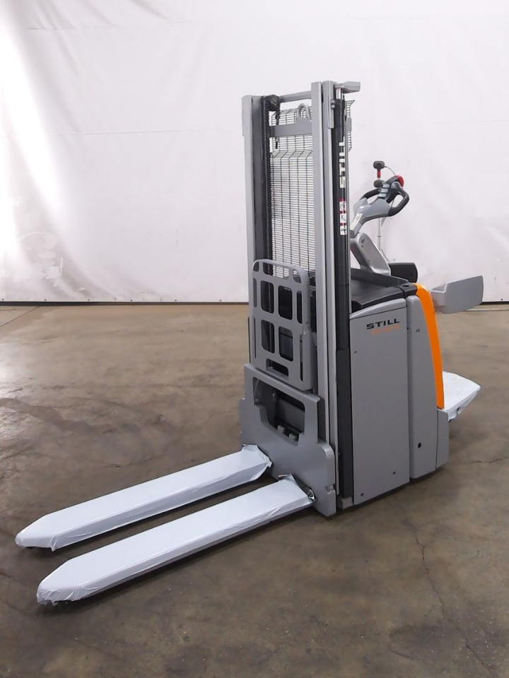Still EXV-SF14/BATT.NEU - Apilador: foto 1 Still EXV-SF14/BATT.NEU - Apilador: foto 1