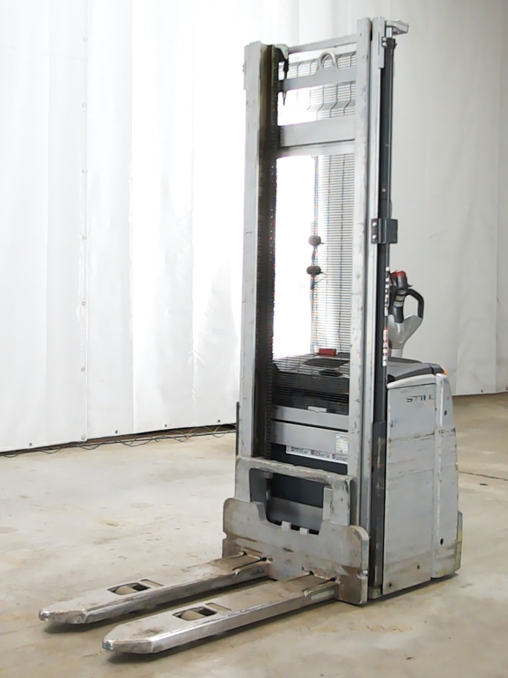 Still EXV14 - Apilador: foto 1 Still EXV14 - Apilador: foto 1