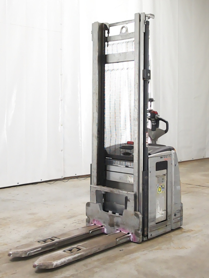 Still EXV16 - Apilador: foto 1 Still EXV16 - Apilador: foto 1