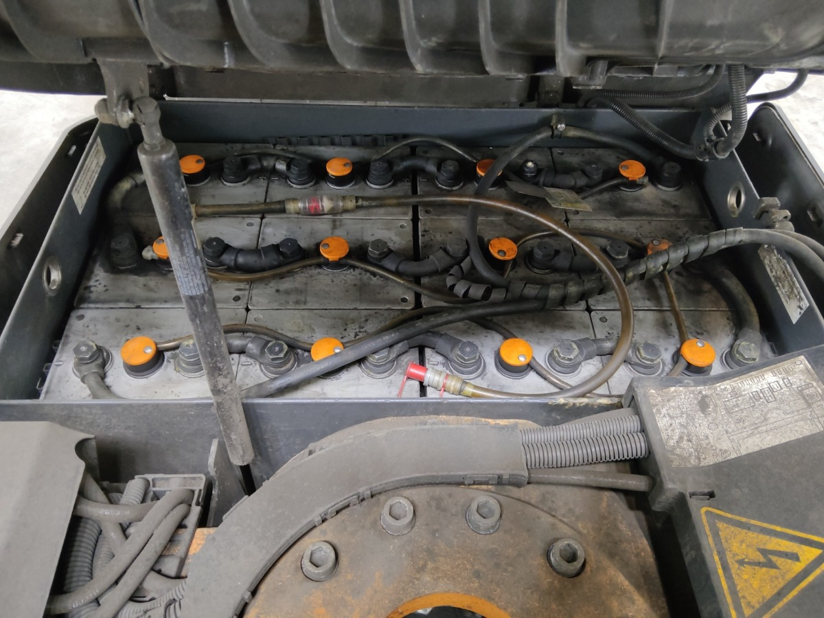 Still RX50-15 - Carretilla elevadora eléctrica: foto 4 Still RX50-15 - Carretilla elevadora eléctrica: foto 4