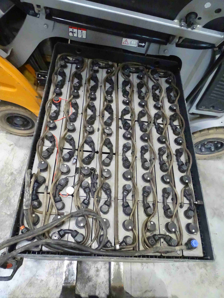 Still RX60-25/600 - Carretilla elevadora eléctrica: foto 4 Still RX60-25/600 - Carretilla elevadora eléctrica: foto 4