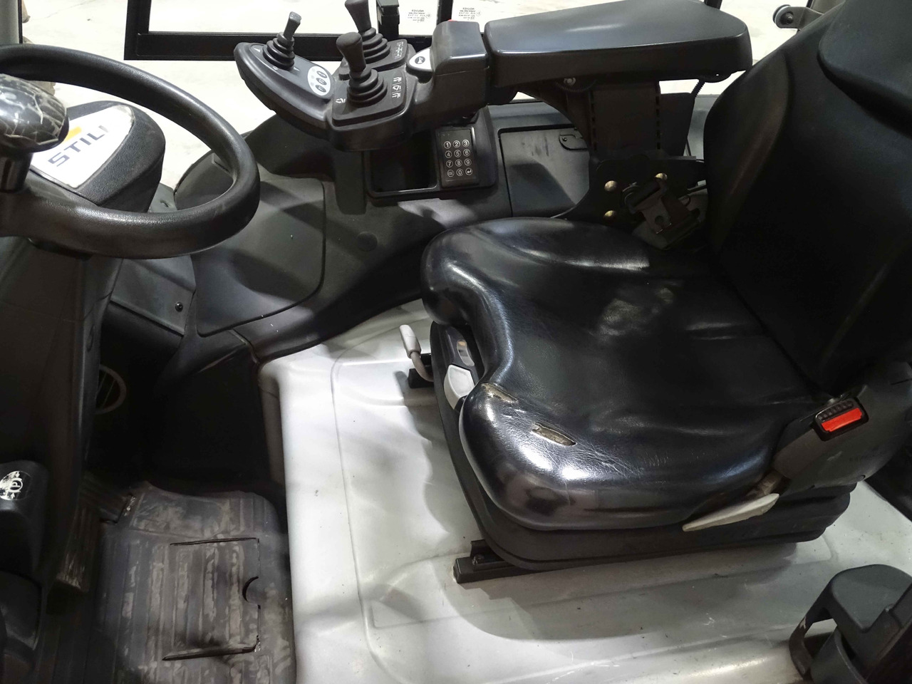 Still RX60-25 - Carretilla elevadora eléctrica: foto 3 Still RX60-25 - Carretilla elevadora eléctrica: foto 3