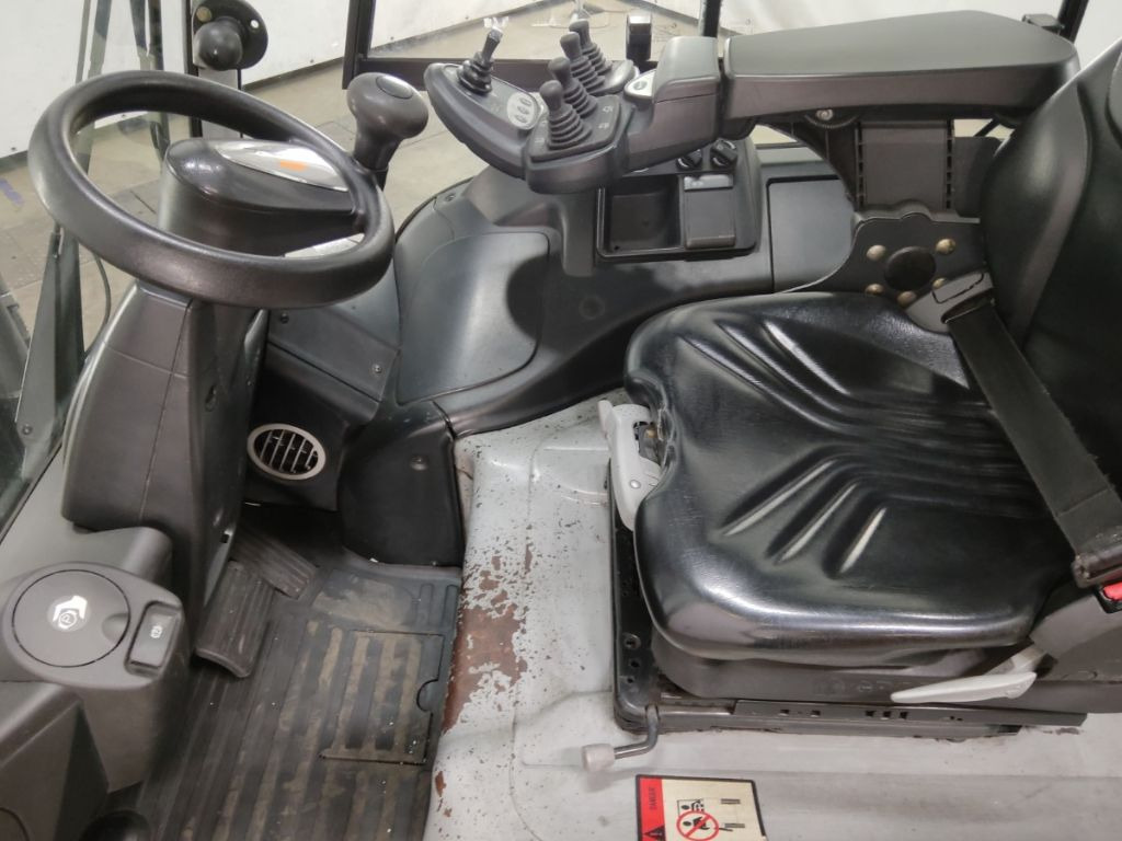 Still RX60-30L - Carretilla elevadora eléctrica: foto 3 Still RX60-30L - Carretilla elevadora eléctrica: foto 3