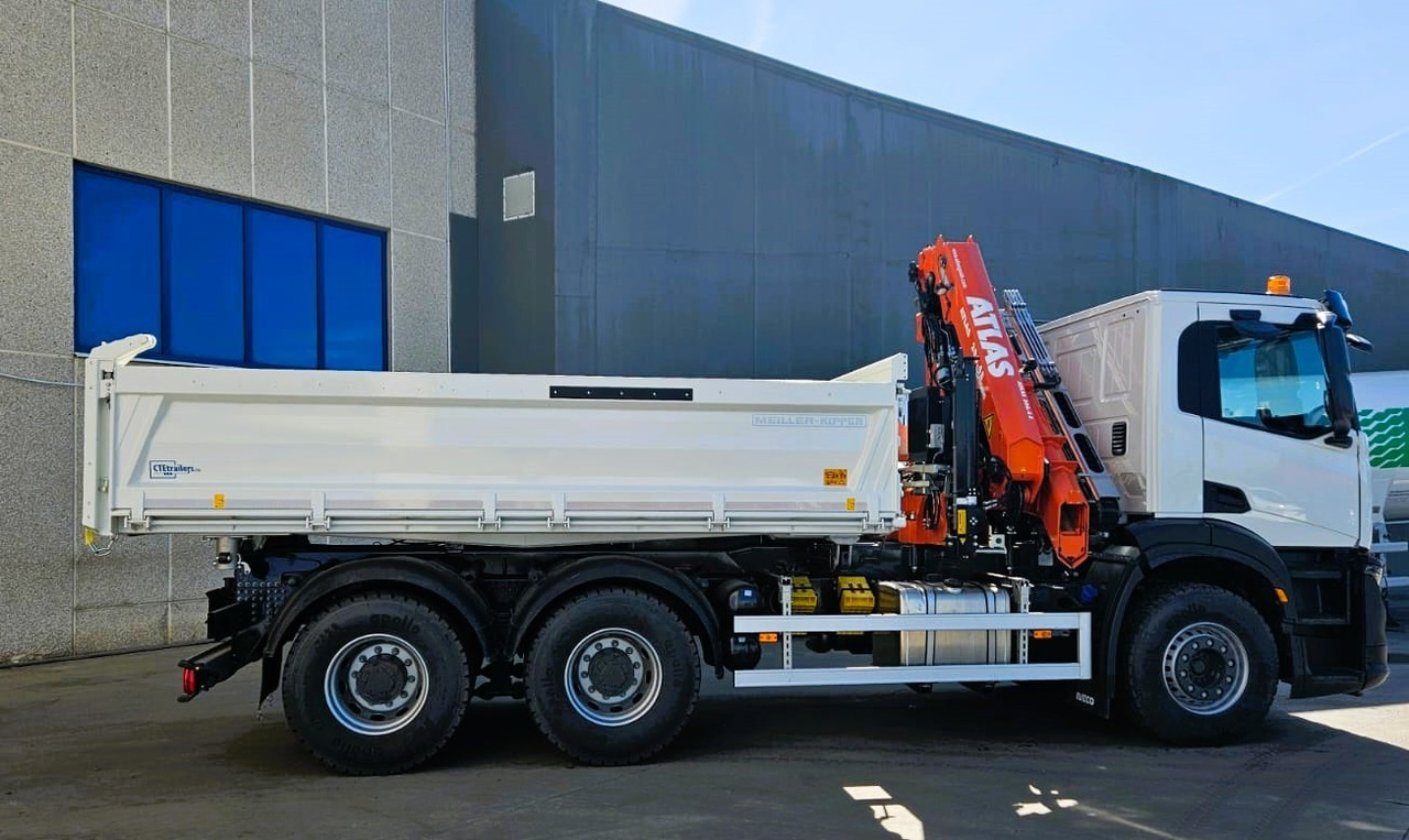 Iveco - Camión caja abierta, Camión grúa: foto 3 Iveco - Camión caja abierta, Camión grúa: foto 3