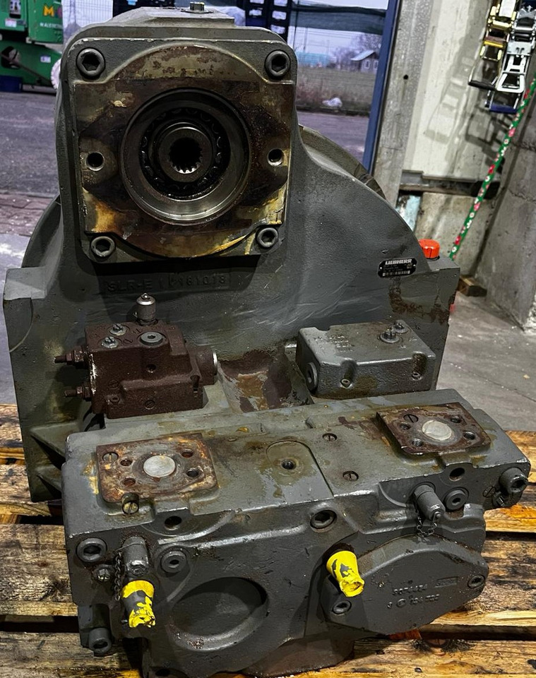 LIEBHERR Axial Piston Pump DPVP O 108 - Bomba hidráulica: foto 3 LIEBHERR Axial Piston Pump DPVP O 108 - Bomba hidráulica: foto 3