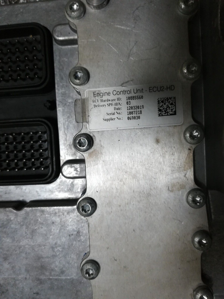 Liebherr ECU2-HD 10885560 D9508 A7 - Unidad de control para Maquinaria de construcción: foto 3 Liebherr ECU2-HD 10885560 D9508 A7 - Unidad de control para Maquinaria de construcción: foto 3