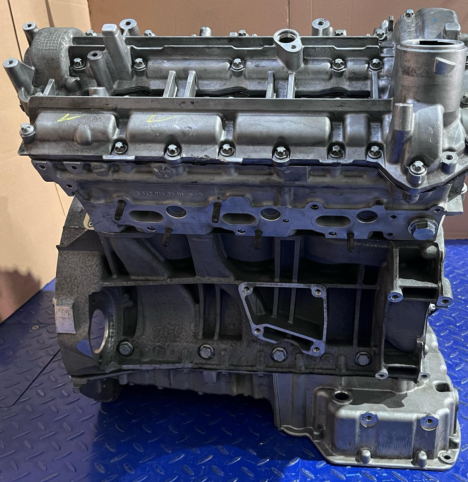MERCEDES-BENZ Motor Reconditionat OM642.899 - Motor para Camión: foto 5 MERCEDES-BENZ Motor Reconditionat OM642.899 - Motor para Camión: foto 5
