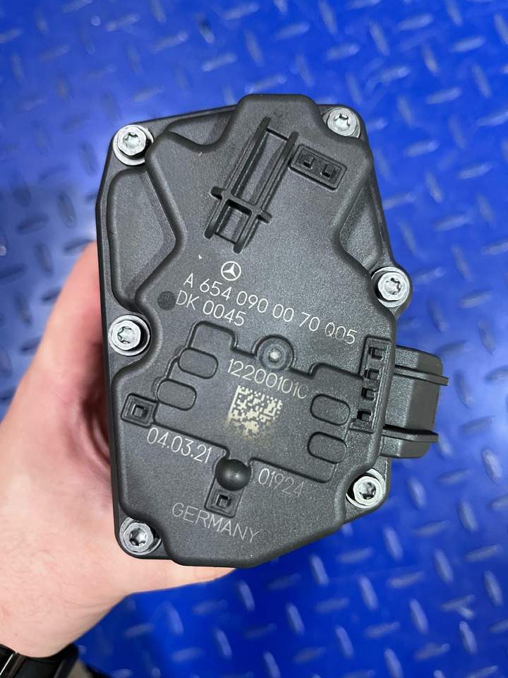 Mercedes Benz OM654 Throttle Valve A6540900070 - Válvula: foto 3 Mercedes Benz OM654 Throttle Valve A6540900070 - Válvula: foto 3