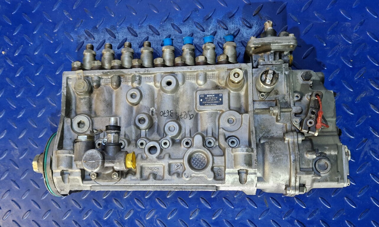 Liebherr INJECTION PUMP 0401818717 - Piezas de recambio para Maquinaria de construcción: foto 1 Liebherr INJECTION PUMP 0401818717 - Piezas de recambio para Maquinaria de construcción: foto 1