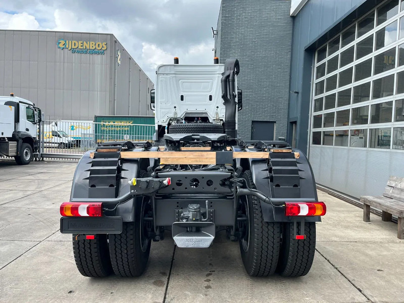 Mercedes-Benz Arocs 4058 AS 6x6 Tractor Head 180T Push Pull (Pre order) - Cabeza tractora: foto 4 Mercedes-Benz Arocs 4058 AS 6x6 Tractor Head 180T Push Pull (Pre order) - Cabeza tractora: foto 4