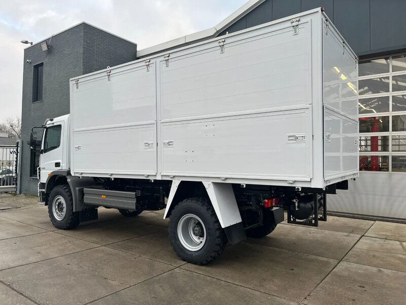 Mercedes-Benz Atego 1725 A 4x4 Service Truck - Camión, Camión grúa: foto 3 Mercedes-Benz Atego 1725 A 4x4 Service Truck - Camión, Camión grúa: foto 3