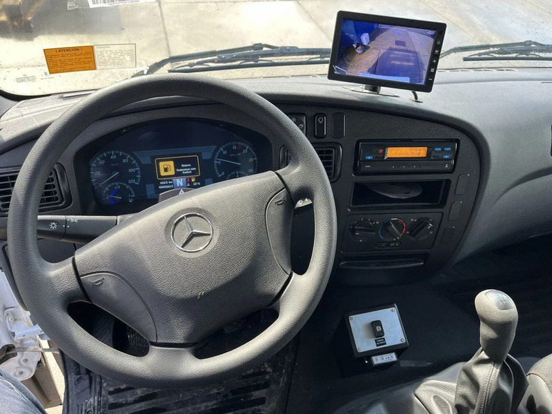 Leasing financiero de Mercedes-Benz Accelo 815 4x2 Garbage Compactor (2 units) Accelo 815 4x2 Garbage Compactor (2 units) leasing Mercedes-Benz Accelo 815 4x2 Garbage Compactor (2 units) Accelo 815 4x2 Garbage Compactor (2 units): foto 19