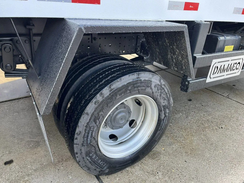 Leasing financiero de Mercedes-Benz Accelo 815 4x2 Garbage Compactor (2 units) Accelo 815 4x2 Garbage Compactor (2 units) leasing Mercedes-Benz Accelo 815 4x2 Garbage Compactor (2 units) Accelo 815 4x2 Garbage Compactor (2 units): foto 16