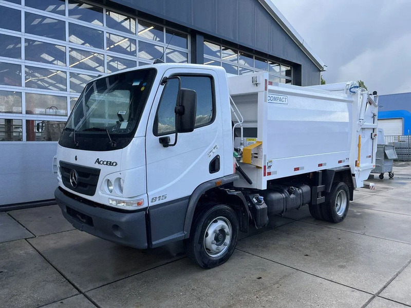 Mercedes-Benz Accelo 815 4x2 Garbage Compactor (2 units) Accelo 815 4x2 Garbage Compactor (2 units) - Camión de basura: foto 1 Mercedes-Benz Accelo 815 4x2 Garbage Compactor (2 units) Accelo 815 4x2 Garbage Compactor (2 units) - Camión de basura: foto 1