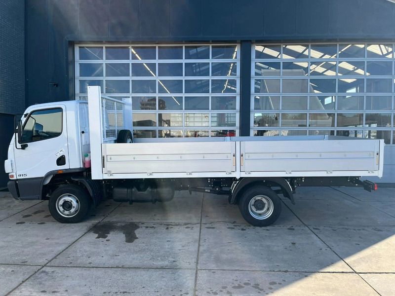 Mercedes-Benz Accelo 915 4x2 Flatbed with Dropsides - Camión caja abierta: foto 2 Mercedes-Benz Accelo 915 4x2 Flatbed with Dropsides - Camión caja abierta: foto 2