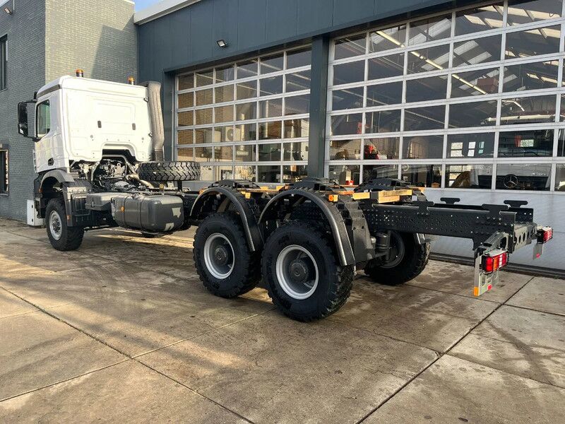 Mercedes-Benz Arocs 3340 A 6x6 Chassis Cabin - Chasis camión: foto 3 Mercedes-Benz Arocs 3340 A 6x6 Chassis Cabin - Chasis camión: foto 3