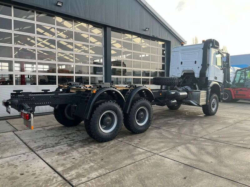Mercedes-Benz Arocs 3340 A 6x6 Chassis Cabin - Chasis camión: foto 5 Mercedes-Benz Arocs 3340 A 6x6 Chassis Cabin - Chasis camión: foto 5